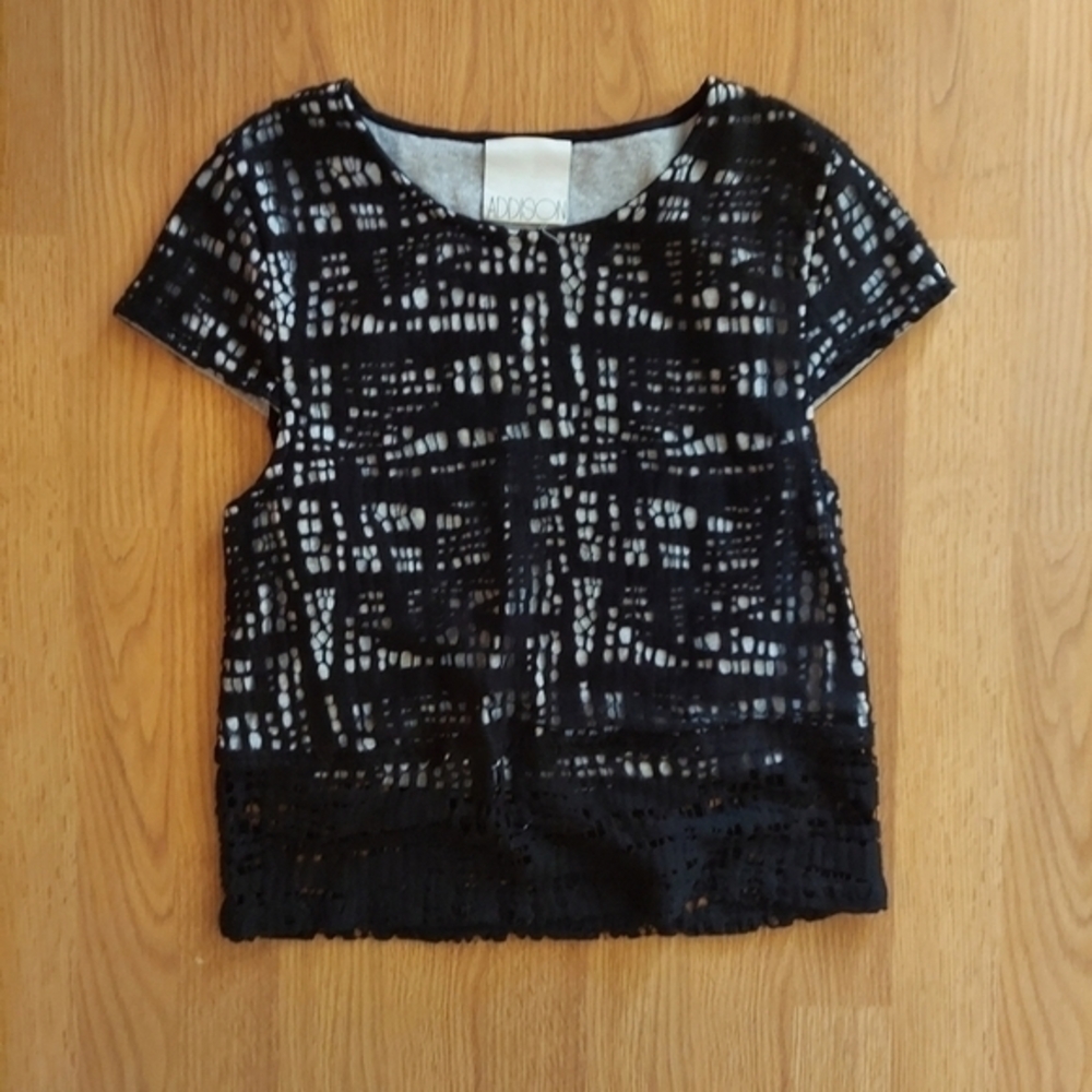 Addison women's black grey crochet lace top short sleeve size XS